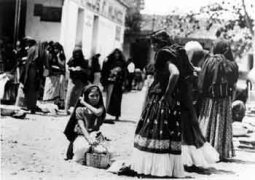 Tina Modotti, Al mercato di Tehuantepec, 1929